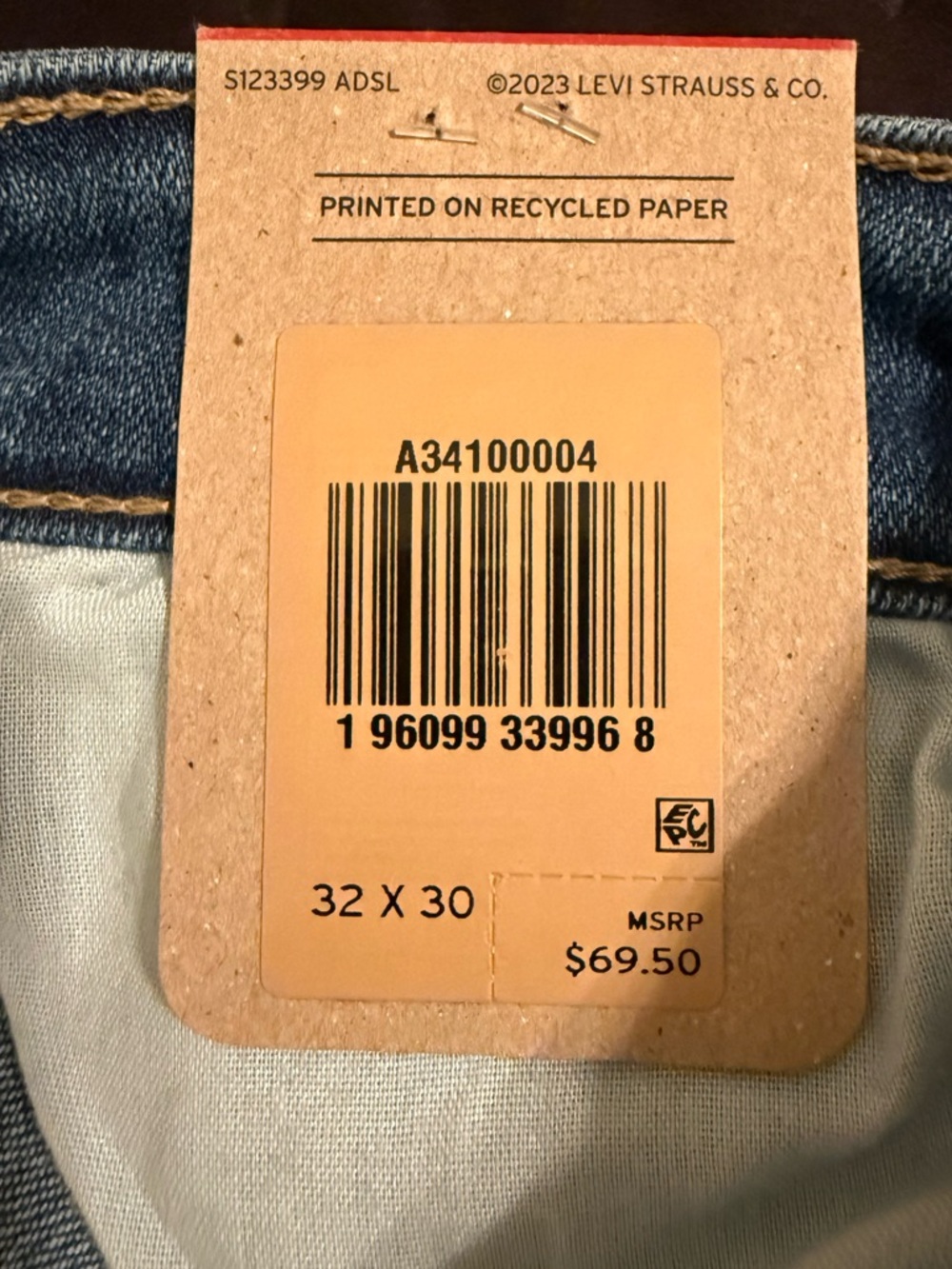 Levi’s 726 High Rise Flare Jeans Stellar Stretch Medium Wash W32 L30 NWT - Picture 4 of 13
